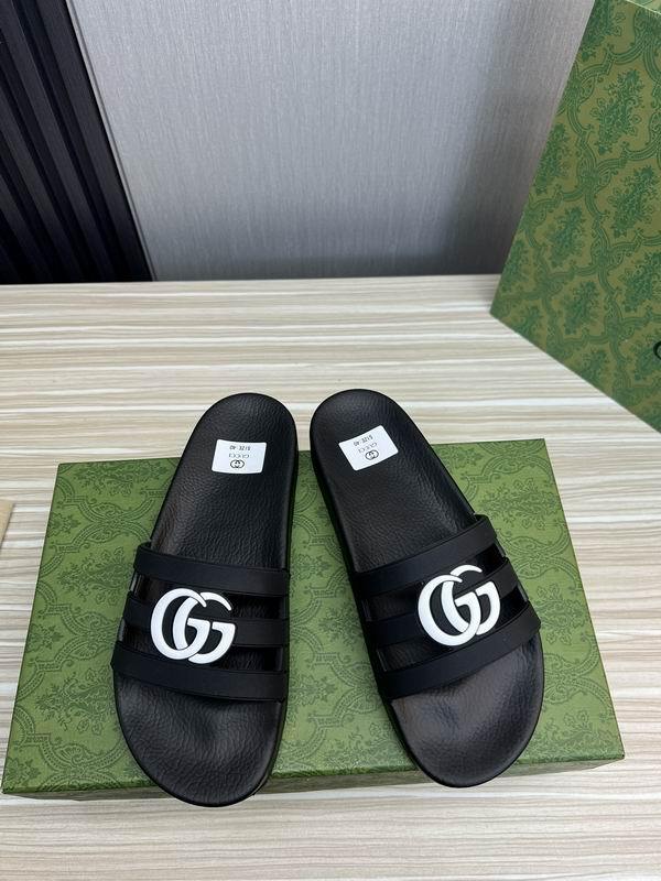 Gucci Men's Slippers 467